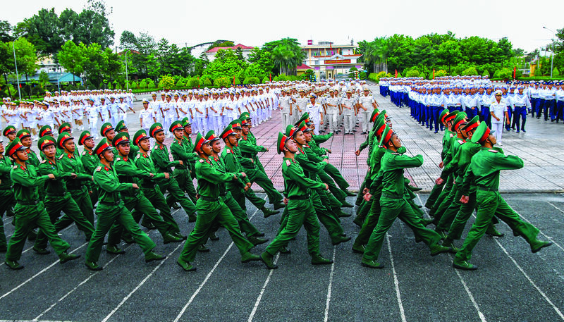 80 năm quân đội anh hùng