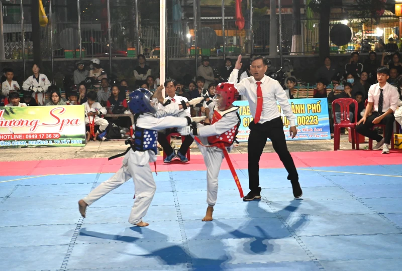 Câu lạc bộ Taekwondo Minh Lực hạng Nhất toàn đoàn