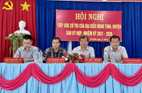 Đại biểu HĐND tỉnh, huyện tiếp xúc cử tri xã Hoà Hiệp và Tân Bình