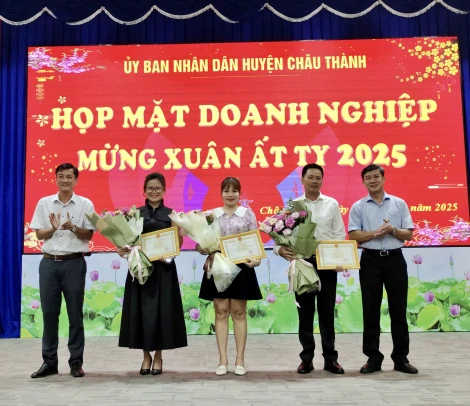 Châu Thành: Họp mặt doanh nghiệp mừng Xuân Ất Tỵ 2025