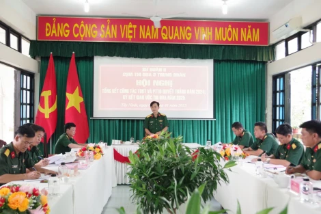 Cụm thi đua các trung đoàn tổng kết phong trào thi đua năm 2024