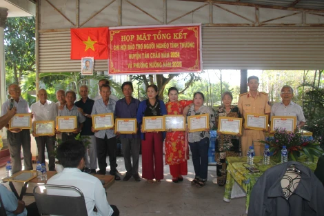 Chi hội Bảo trợ người nghèo tình thương huyện Tân Châu: Tích cực hỗ trợ người nghèo, người khuyết tật