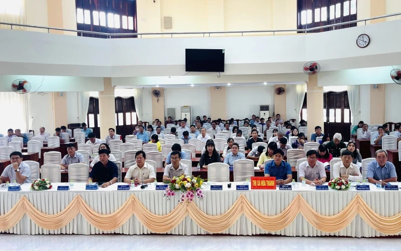 Hoà Thành: 62 đảng viên hoàn thành xuất sắc nhiệm vụ 5 năm liền được Ban Thường vụ Tỉnh uỷ tặng bằng khen