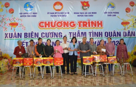 Tân Châu: "Xuân biên cương – Thắm tình quân dân" tết Nguyên đán Ất Tỵ 2025