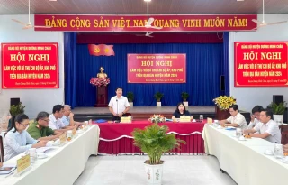 Huyện uỷ Dương Minh Châu làm việc với Bí thư Chi bộ ấp, khu phố trên địa bàn năm 2024