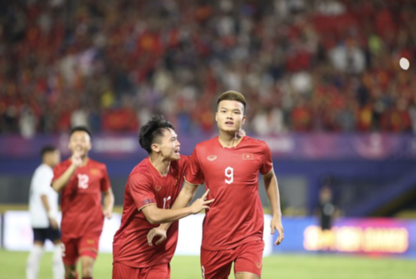 SEA Games 33: Thử tài ông Kim Sang-sik và nội lực bóng đá Việt