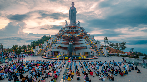 Khúc tự tình tháng Hai