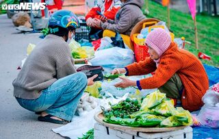 Mở hàng đầu năm Ất Tỵ 2025 ngày nào, giờ nào đẹp?