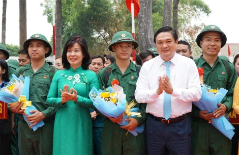 Huyện Tân Châu: 212 thanh niên lên đường nhập ngũ năm 2025