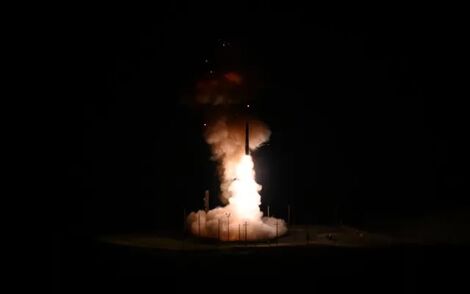 Mỹ thử tên lửa đạn đạo xuyên lục địa Minuteman III