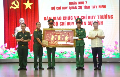 Đại tá Nguyễn Thành Tâm nhận nhiệm vụ Chỉ huy trưởng Bộ Chỉ huy quân sự tỉnh