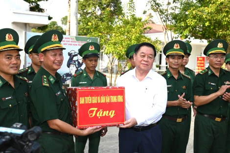 Ban Tuyên giáo và Dân vận Trung ương về nguồn tại Tây Ninh