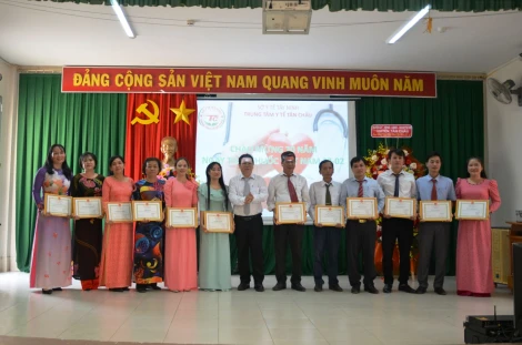 Trung tâm Y tế huyện Tân Châu kỷ niệm 70 năm ngày Thầy thuốc Việt Nam