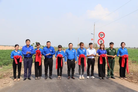 Tuổi trẻ Tây Ninh - Đồng Nai hướng về biên giới Châu Thành với nhiều hoạt động ý nghĩa