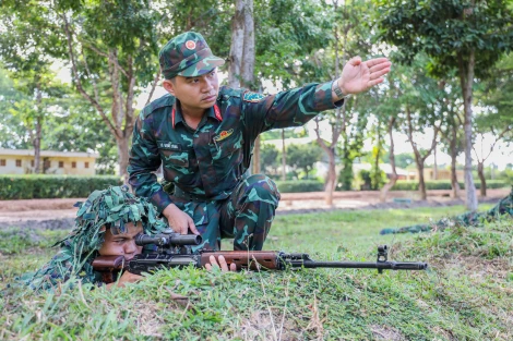 Luyện chất thép của bộ đội trinh sát Sư đoàn 5