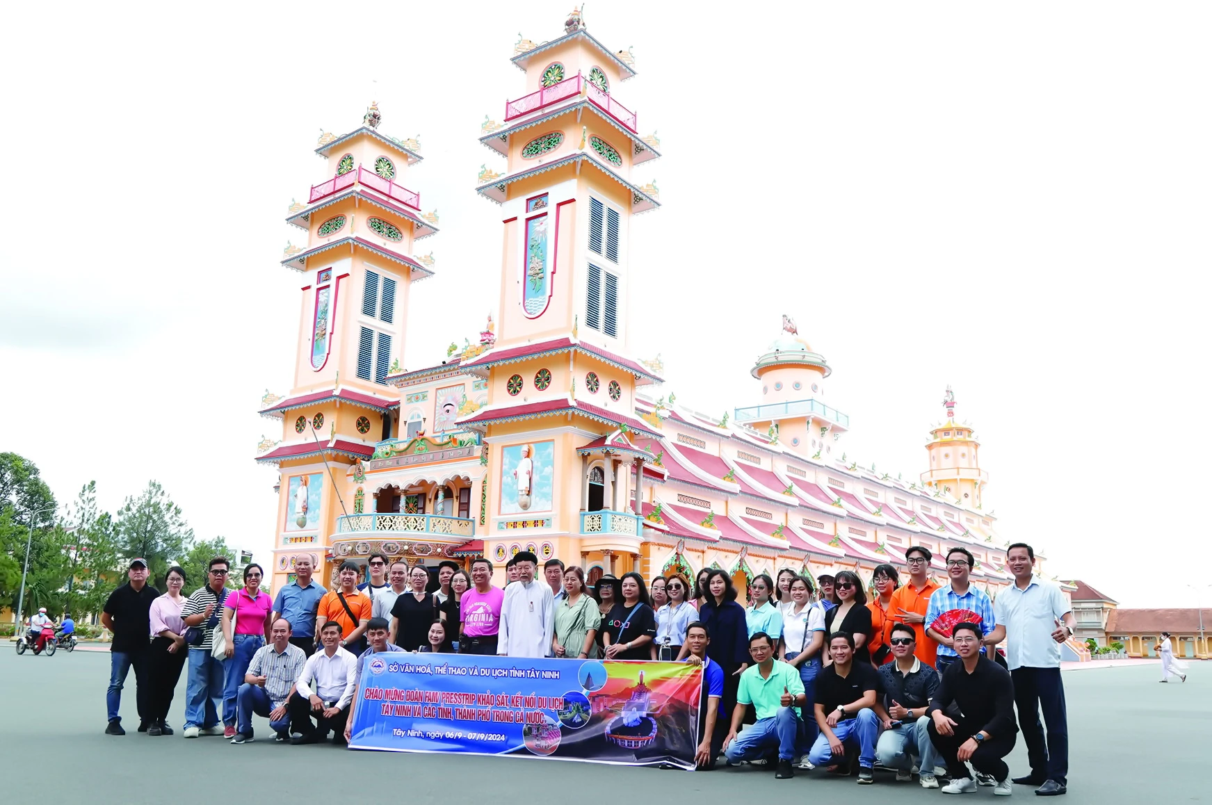 Tour du lịch “Một cung đường - hai điểm đến” giữa Tây Ninh và Bình Phước đón nhận sự quan tâm lớn từ doanh nghiệp lữ hành và du khách.