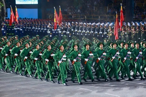 Sư đoàn 5: Hân hoan chào đón lực lượng diễu binh, diễu hành hoàn thành xuất sắc nhiệm vụ trở về đơn vị
