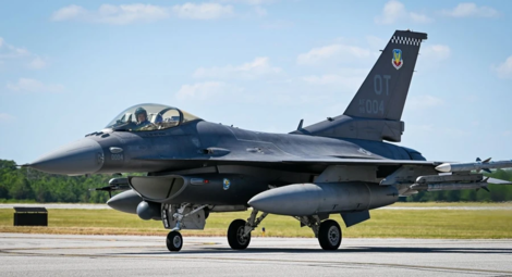 Máy bay F-16 trở nên bất khả xâm phạm nhờ hệ thống IVEWS tối tân