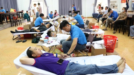 Gò Dầu: Gần 200 tình nguyện viên tham gia hiến máu