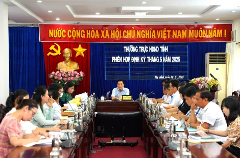 Thường trực HĐND tỉnh họp phiên định kỳ tháng 5.2025