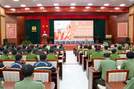 Bảo đảm an ninh trật tự, an toàn giao thông cho người dân đến chiêm bái Xá lợi Đức Phật
