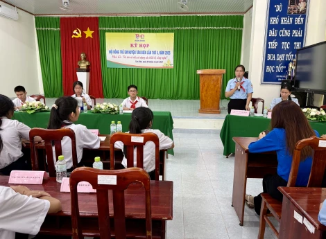 Tân Biên tổ chức kỳ họp Hội đồng trẻ em lần thứ 5 với chủ đề sử dụng công nghệ an toàn