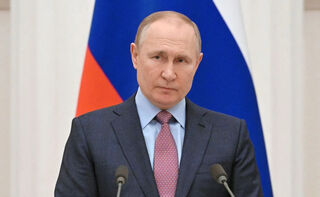 Tổng thống Putin nói gì khi phương Tây dọa siết trừng phạt?