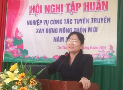 Tập huấn tuyên truyền xây dựng nông thôn mới