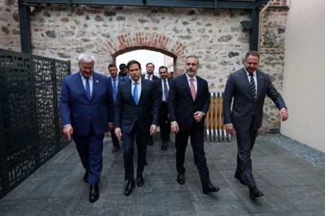 Kết thúc đàm phán ba bên Thổ Nhĩ Kỳ – Mỹ – Ukraine tại Istanbul