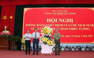 Giám đốc Công an tỉnh được thăng cấp bậc hàm Thiếu tướng