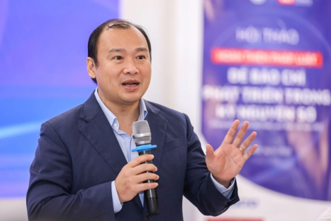 Đề xuất cấm trang thông tin điện tử tổng hợp, mạng xã hội tự sản xuất và phát tin bài như báo chí