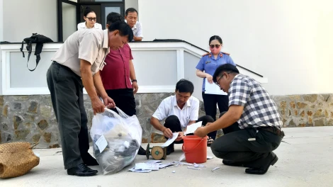 Bến Cầu: Tiêu huỷ vật chứng, tài sản của 21 bản án hình sự đã có hiệu lực pháp luật