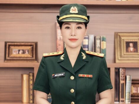 Lần hiếm hoi Thượng tá, NSƯT Hương Giang kể về ông xã làm báo trên sóng VTV