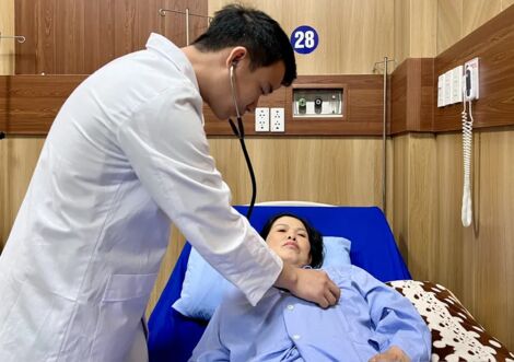 Bộ Y tế đề xuất thêm nhiều đối tượng hưởng phụ cấp 70%
