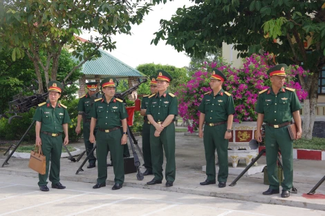 Quân khu 7: Kiểm tra kết quả thực hiện nhiệm vụ 6 tháng đầu năm tại Sư đoàn 5