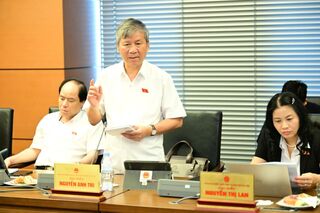 Bộ trưởng Nguyễn Kim Sơn: Mức hỗ trợ học phí cho trường công lập và tư thục là tương đương