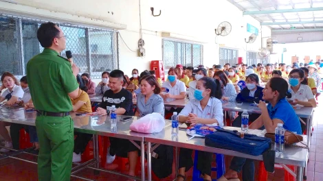 Mạng xã hội: Tiện lợi hay những cạm bẫy vô hình ?