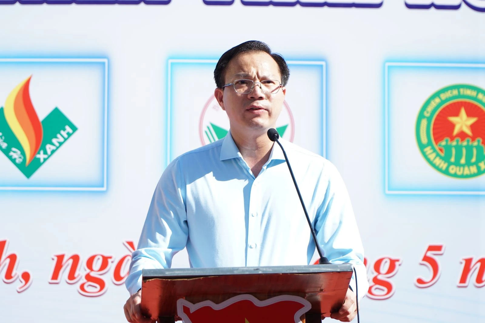 Ông Đoàn Trung Kiên- Phó Chủ tịch UBND tỉnh phát động ra quân Chiến dịch Thanh niên tình nguyện hè năm 2025.