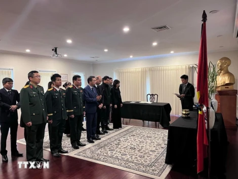Lễ viếng, mở sổ tang nguyên Chủ tịch nước Trần Đức Lương tại LHQ và nhiều nước