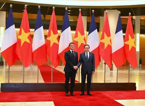 Biểu tượng hợp tác mới Việt Nam - Pháp