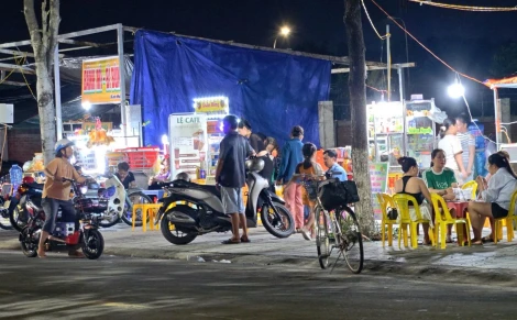 Chấn chỉnh tình trạng lấn chiếm vỉa hè kinh doanh về đêm tại thành phố Tây Ninh