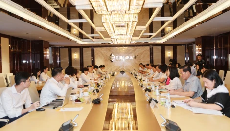 Chiều 29.5, tại Hà Nội, lãnh đạo tỉnh Tây Ninh có buổi làm việc với Công ty Cổ phần Tập đoàn Mặt trời (Tập đoàn Sun Group).