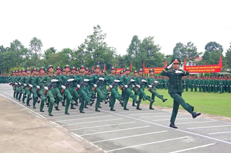 Trung đoàn 5: Tổ chức lễ kỷ niệm 60 năm Ngày truyền thống Trung đoàn