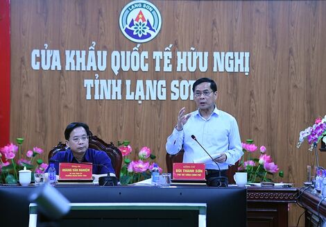 Phó Thủ tướng Bùi Thanh Sơn kiểm tra công tác chống buôn lậu tại Lạng Sơn