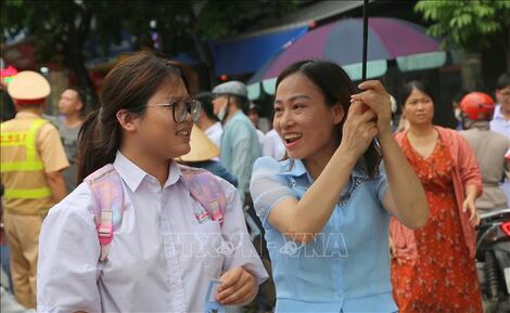 Kỳ thi tuyển sinh vào lớp 10: Giảm áp lực cho học sinh