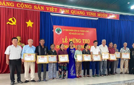 Trong suốt quá trình phát triển của đất nước, những tấm gương sáng người cao tuổi mãi lưu danh trong lịch sử, góp phần làm nên những trang sử vàng dân tộc.