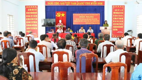Cử tri có ý kiến về các vấn đề giao thông, điện, phòng chống hàng giả, hàng kém chất lượng