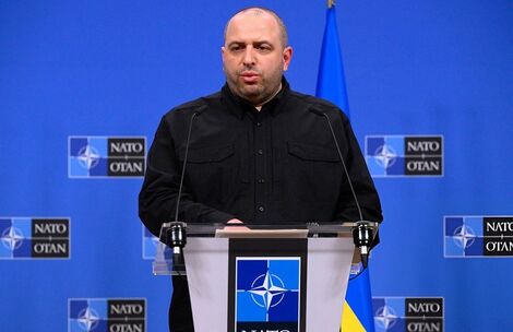 Ukraine nhận gói viện trợ quốc phòng kỷ lục từ NATO