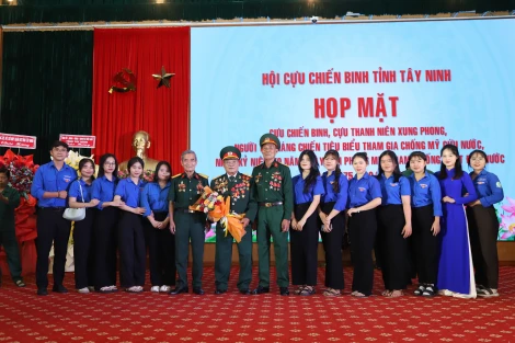 Hội Cựu chiến binh Tây Ninh làm theo gương Bác