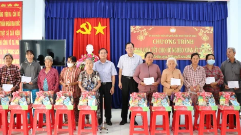 Gò Dầu: 6 tháng đầu năm 2025, vận động Quỹ Vì người nghèo 370 triệu đồng